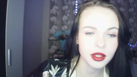 molly kinkli online show from May 8, 2026, 11:48 am