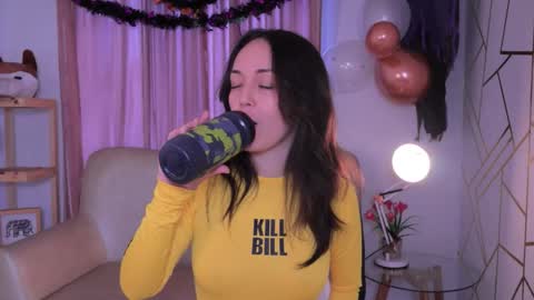 Snapshot of molly_marmalade_ chatting on October 25, 2025, 3:07 pm MOLLY online show from October 25, 2025, 3:07 pm