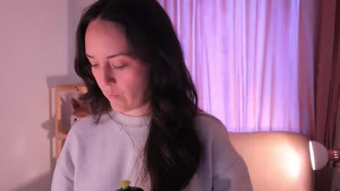 Snapshot of molly_marmalade_ chatting on November 14, 2025, 2:49 pm MOLLY online show from November 14, 2025, 2:49 pm