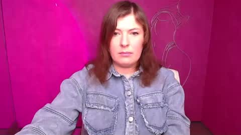 Snapshot of molly_mis chatting on February 28, 2025, 1:03 pm Molly online show from February 28, 2025, 1:03 pm