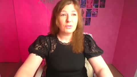 Snapshot of molly_mis chatting on February 12, 2026, 12:44 pm Molly online show from February 12, 2026, 12:44 pm