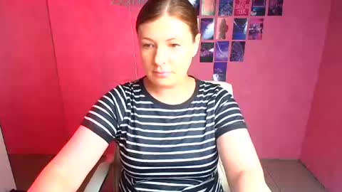 Molly online show from June 25, 2026, 11:15 am