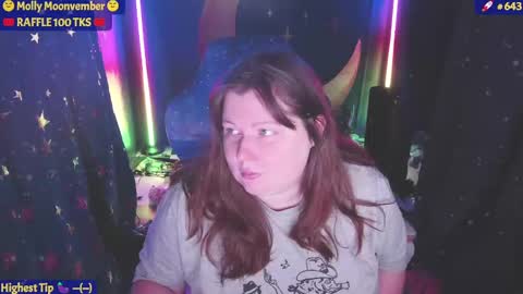 molly_moons online show from November 17, 2025, 8:58 pm