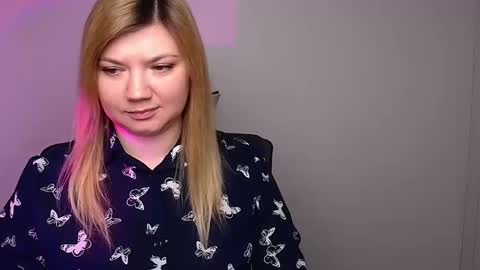 Molly online show from February 4, 2025, 12:22 pm