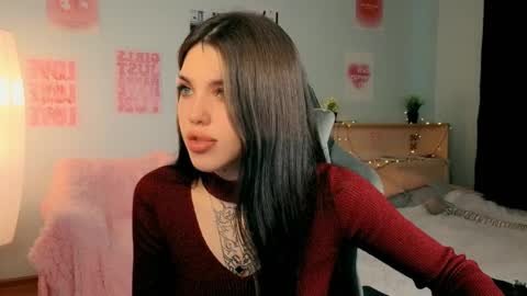 Snapshot of molly_rettyy chatting on April 4, 2026, 4:22 am Molly online show from April 4, 2026, 4:22 am