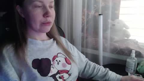 Snapshot of molly_royse chatting on March 2, 2026, 9:05 am I have new photos come and see with love Molly online show from March 2, 2026, 9:05 am