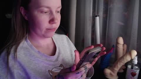 Snapshot of molly_royse chatting on March 12, 2026, 9:32 pm I have new photos come and see with love Molly online show from March 12, 2026, 9:32 pm