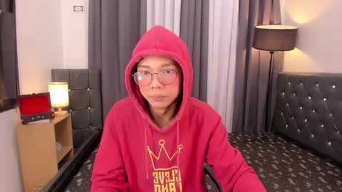 molly online show from December 20, 2025, 8:49 pm