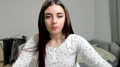 Snapshot of molly_ww chatting on January 17, 2026, 7:28 pm Molly online show from January 17, 2026, 7:28 pm