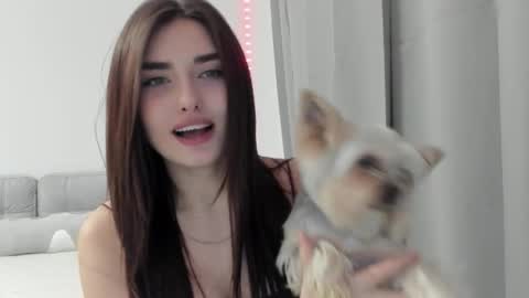 Snapshot of molly_ww chatting on February 16, 2026, 2:18 am Molly online show from February 16, 2026, 2:18 am