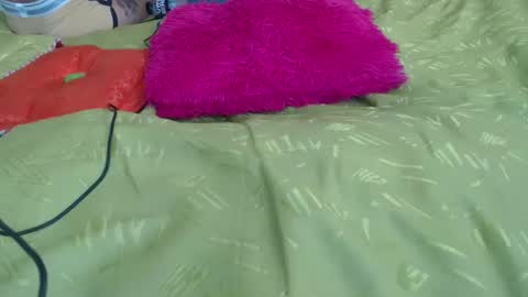 Snapshot of mollyandbra chatting on January 19, 2025, 10:17 pm Molly And Brad online show from January 19, 2025, 10:17 pm