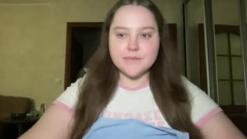 Snapshot of mollyas chatting on October 2, 2025, 2:57 pm Alice online show from October 2, 2025, 2:57 pm