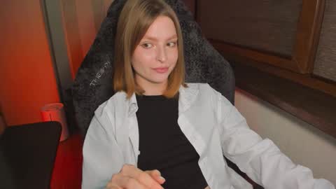 Taisha online show from November 7, 2025, 5:13 pm