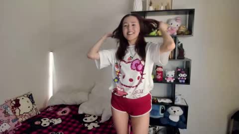 Molly online show from October 22, 2025, 7:41 am