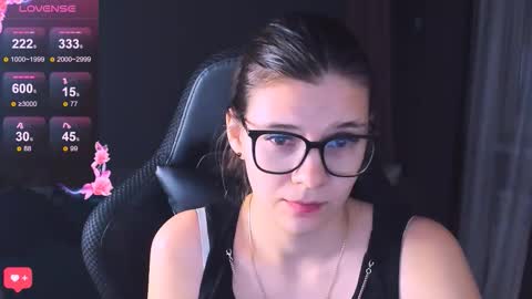  KIRA  online show from January 13, 2026, 5:29 pm