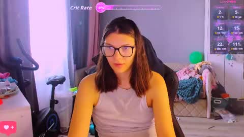 Snapshot of mollylollipop20 chatting on July 31, 2026, 7:41 am KIRA online show from July 31, 2026, 7:41 am