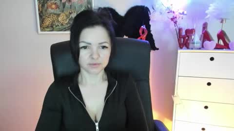 Molly online show from February 16, 2026, 7:26 am