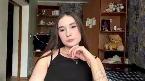 Snapshot of mollyqueen18 chatting on July 8, 2026, 8:41 am Molly online show from July 8, 2026, 8:41 am