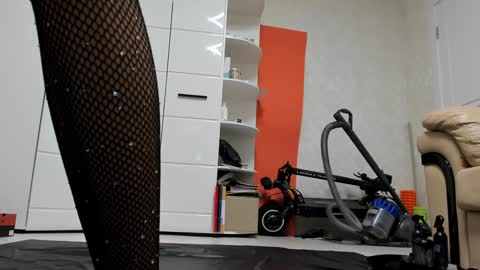 Snapshot of mollystory chatting on February 8, 2025, 9:03 am AngelMomm online show from February 8, 2025, 9:03 am