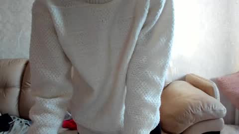 Snapshot of mollystory chatting on March 1, 2025, 2:23 pm AngelMomm online show from March 1, 2025, 2:23 pm