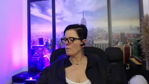Snapshot of mollysun chatting on February 27, 2025, 7:47 pm MollySun Nina Randmann online show from February 27, 2025, 7:47 pm