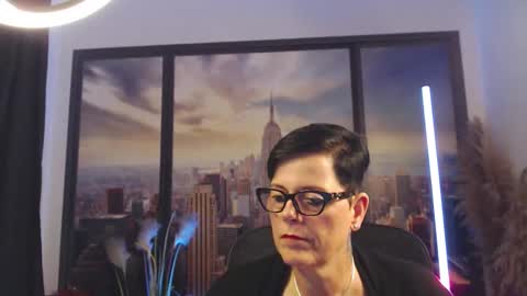 Snapshot of mollysun chatting on September 9, 2025, 5:01 pm MollySun Nina Randmann online show from September 9, 2025, 5:01 pm