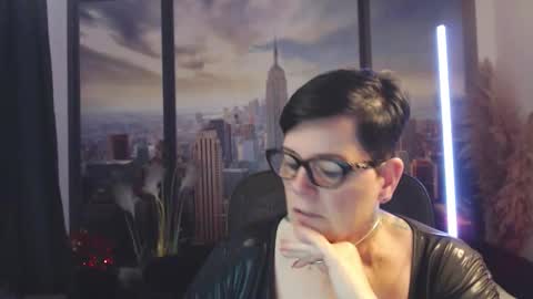 Snapshot of mollysun chatting on September 11, 2025, 5:57 pm MollySun Nina Randmann online show from September 11, 2025, 5:57 pm