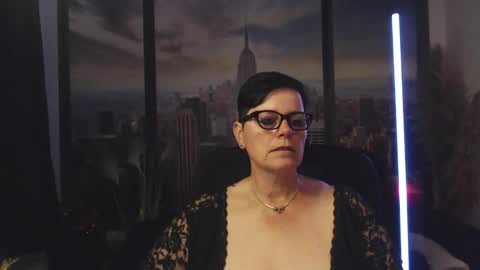 Snapshot of mollysun chatting on September 13, 2025, 6:40 pm MollySun Nina Randmann online show from September 13, 2025, 6:40 pm