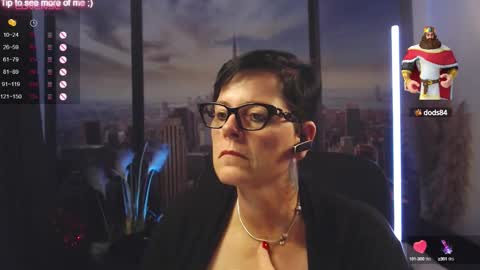 Snapshot of mollysun chatting on September 27, 2025, 6:02 pm MollySun Nina Randmann online show from September 27, 2025, 6:02 pm