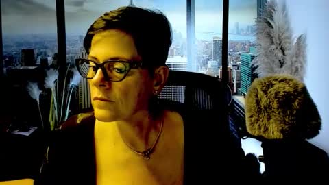 Snapshot of mollysun chatting on November 16, 2025, 5:40 pm MollySun Nina Randmann online show from November 16, 2025, 5:40 pm