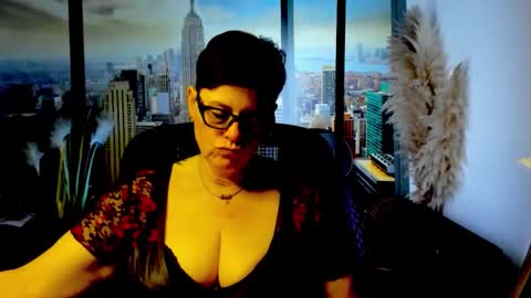 Snapshot of mollysun chatting on November 18, 2025, 7:51 pm MollySun Nina Randmann online show from November 18, 2025, 7:51 pm