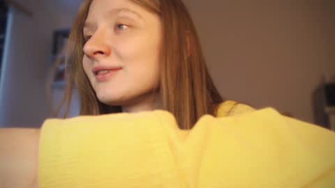 Snapshot of mollytucker chatting on January 11, 2025, 11:02 am mollytucker online show from January 11, 2025, 11:02 am