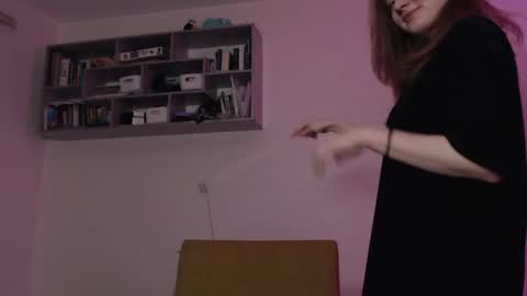 Snapshot of mollytucker chatting on February 22, 2025, 6:30 pm mollytucker online show from February 22, 2025, 6:30 pm