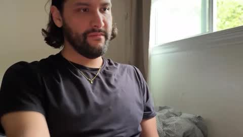 molten_escargot online show from December 23, 2024, 11:49 pm