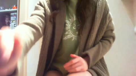 Hailey online show from December 8, 2024, 3:43 am