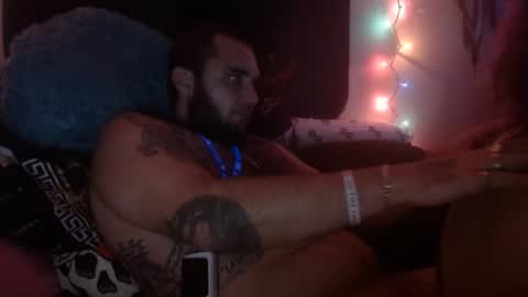 mommabearanpoppabear850 online show from December 19, 2025, 9:38 am