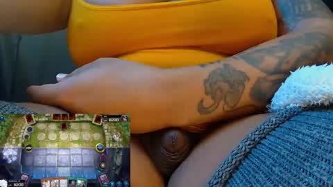 Snapshot of mommi_sh3d3vil chatting on April 6, 2026, 7:26 pm MOMMI SH3DEVIL online show from April 6, 2026, 7:26 pm
