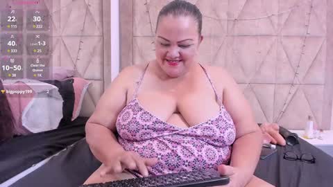 Snapshot of mommy_cute chatting on December 27, 2024, 4:47 am Jelitza online show from December 27, 2024, 4:47 am