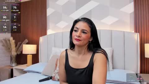 Snapshot of mommy_naughty_ chatting on November 4, 2025, 11:31 am Letty Smith online show from November 4, 2025, 11:31 am