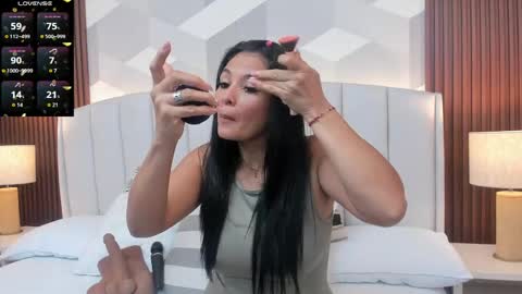 Snapshot of mommy_naughty_ chatting on April 25, 2026, 10:51 am Letty Smith online show from April 25, 2026, 10:51 am