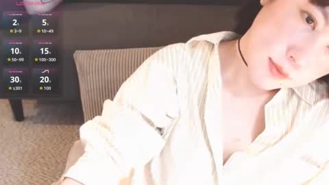 Momo online show from May 15, 2026, 9:49 am