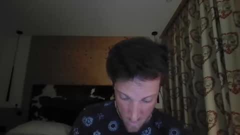 Snapshot of moms_little_monster chatting on November 16, 2025, 4:56 pm moms_little_monster online show from November 16, 2025, 4:56 pm