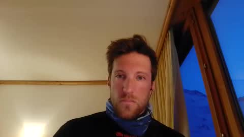 Snapshot of moms_little_monster chatting on November 23, 2025, 4:07 pm moms_little_monster online show from November 23, 2025, 4:07 pm