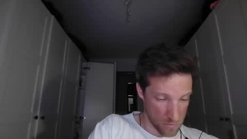 Snapshot of moms_little_monster chatting on December 1, 2025, 6:57 pm moms_little_monster online show from December 1, 2025, 6:57 pm