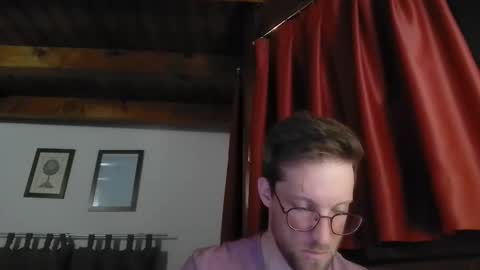 Snapshot of moms_little_monster chatting on January 8, 2026, 8:55 pm moms_little_monster online show from January 8, 2026, 8:55 pm