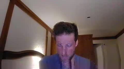 Snapshot of moms_little_monster chatting on January 15, 2026, 8:01 pm moms_little_monster online show from January 15, 2026, 8:01 pm