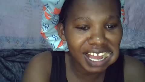 momsdoll online show from April 28, 2026, 5:34 am