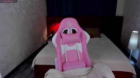 mon1ca_jones online show from November 16, 2025, 9:04 am