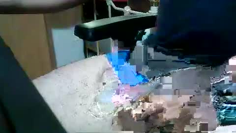 mon_za online show from December 17, 2025, 6:41 am