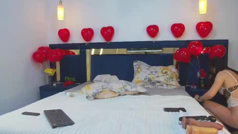 Mona093 online show from February 19, 2025, 12:55 pm